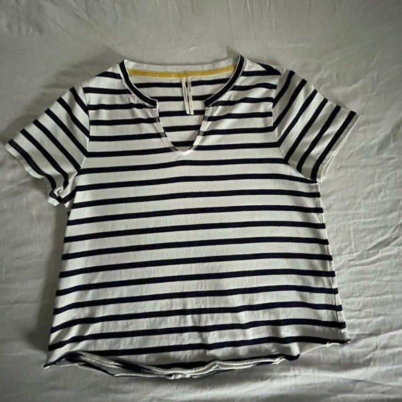Anthropologie Black and White Striped Short Sleeve Tee - Picture 6 of 14